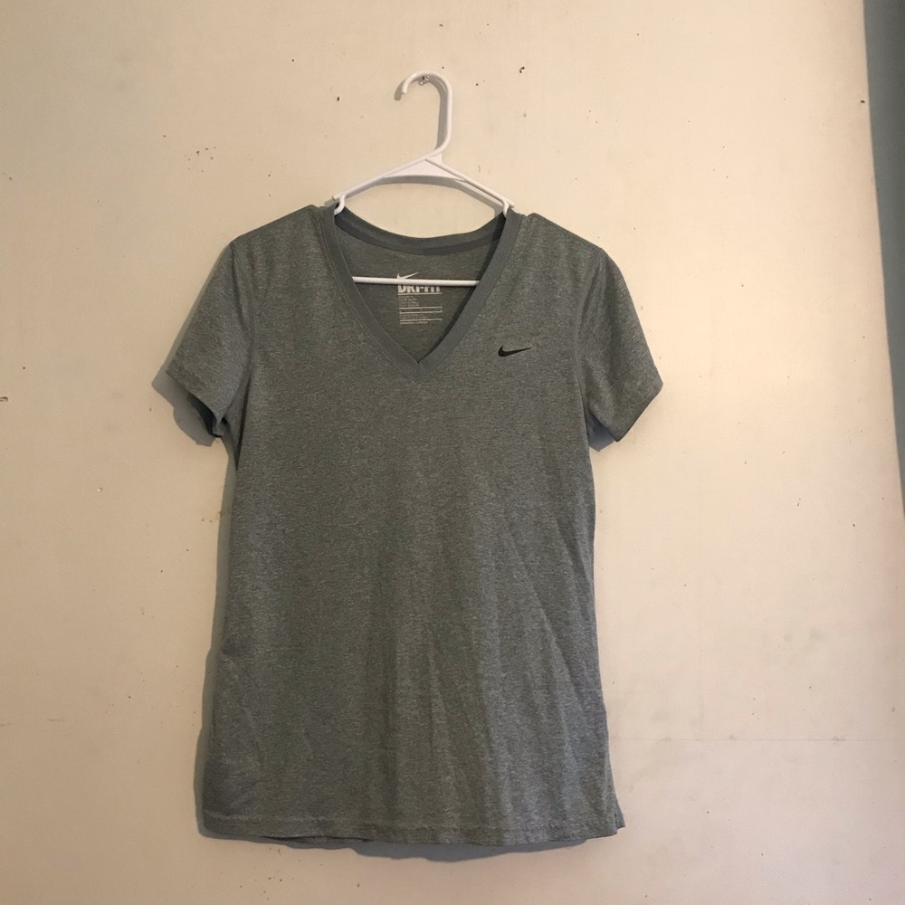 Nike Dri-fit shirt SIZE S/M